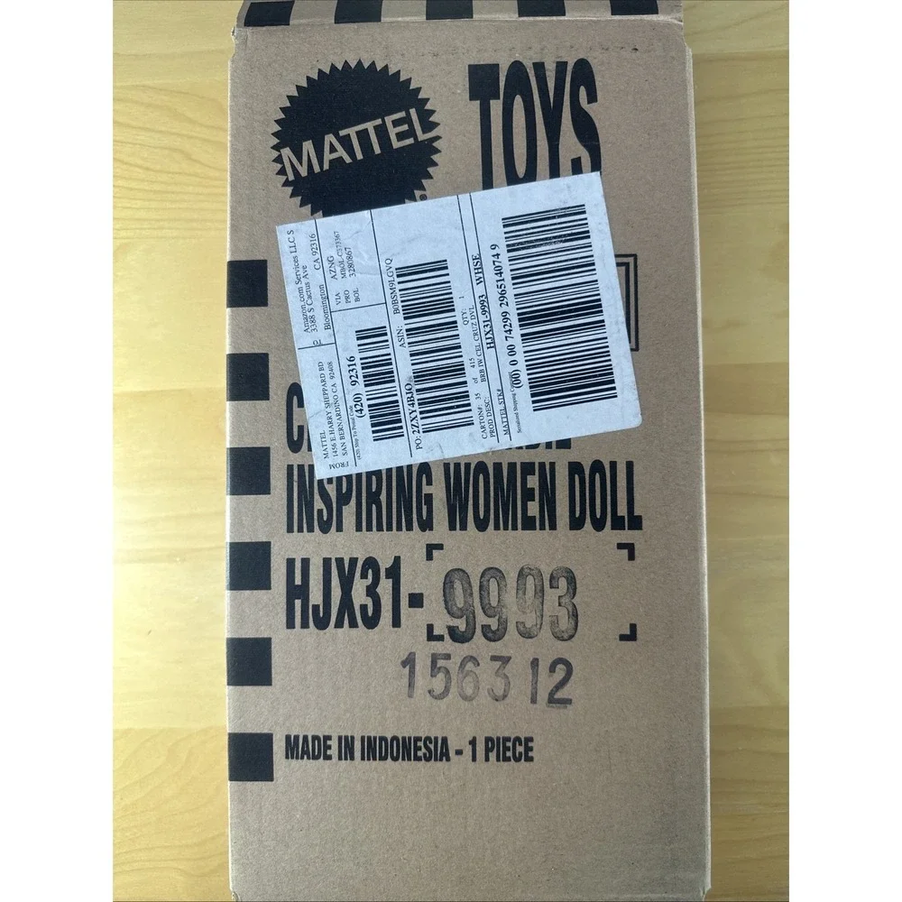 Mettel Barbie Signature: Inspiring Women Celia Cruz Doll - HJX31